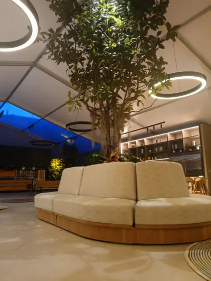 Zona Social con Jardín Interior